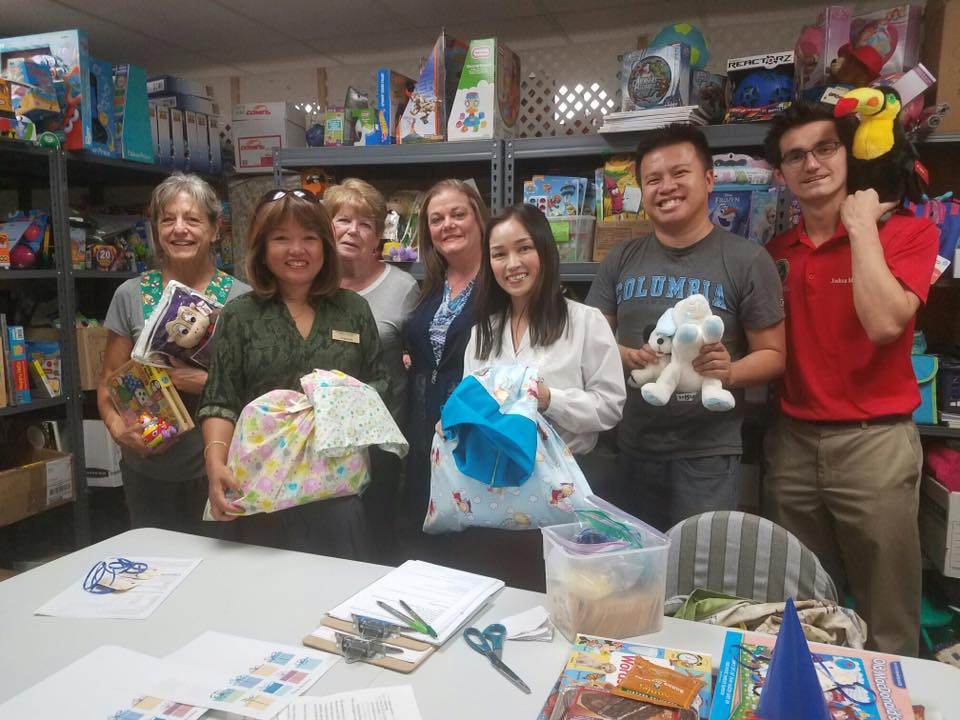 aib-santa-claus-volunteer-day